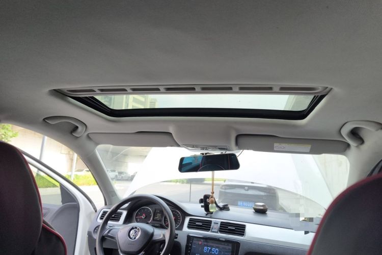 Used Volkswagen Santana 2015 Haval H9 1.6L Manual Comfort Edition Headliner