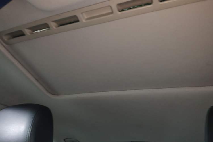Used Volkswagen Santana 2015 1.6L Manual Comfort Edition Headliner