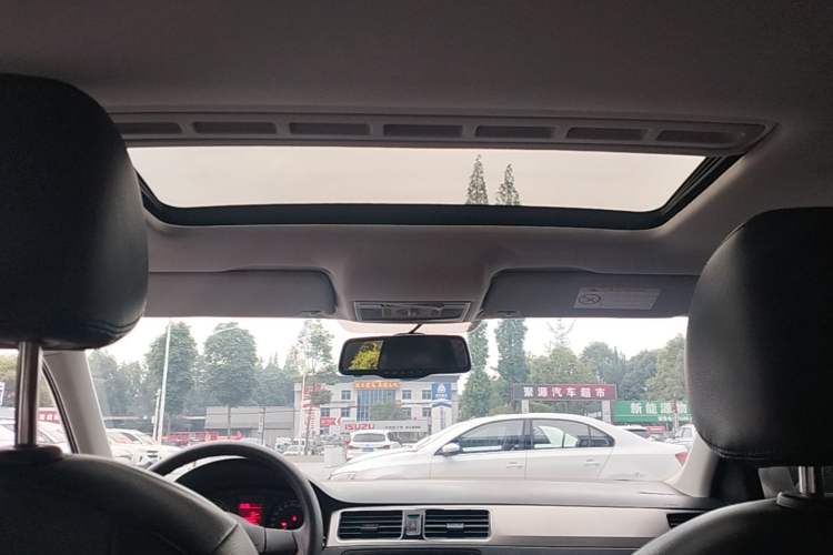 Used Volkswagen Santana 2015 1.6L Manual Comfort Edition Headliner