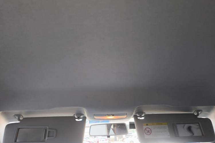 Used Volkswagen Santana 2015 HaoNa 1.6L Manual Fashion Edition Headliner