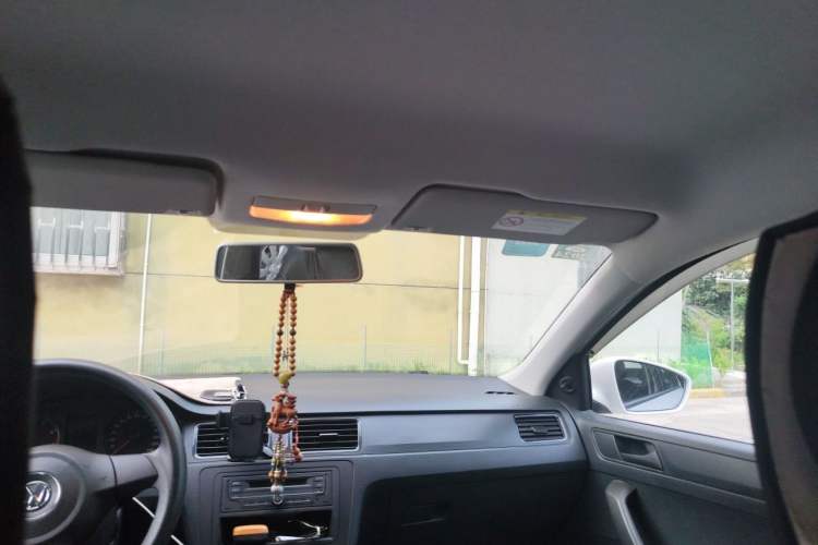 Used Volkswagen Santana 2015 1.6L Automatic Fashion Edition Headliner