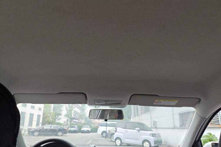 Used Volkswagen Santana 2015 1.6L Automatic Fashion Edition Headliner