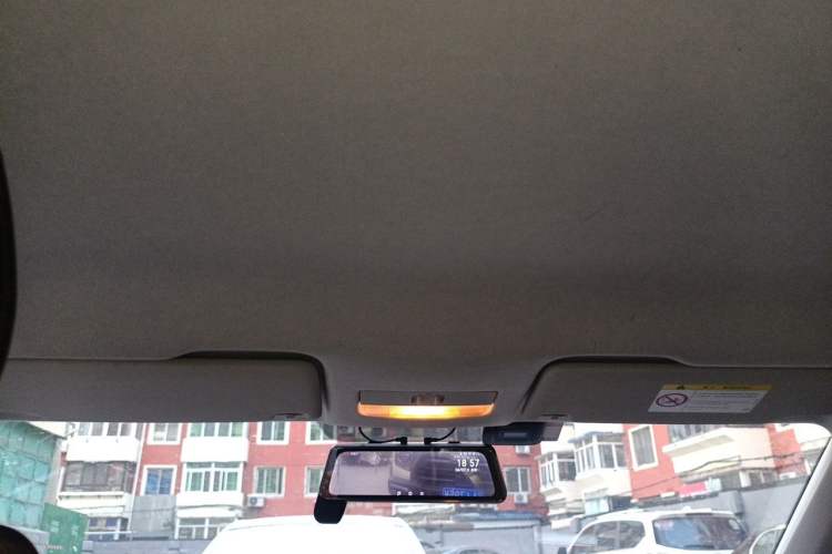 Used Volkswagen Santana 2015 Haval H6 1.6L Automatic Luxury Model Headliner