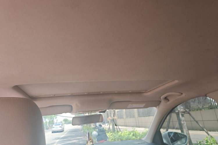 Used Volkswagen Santana 2015 1.6L Manual Comfort Edition Headliner