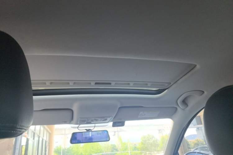 Used Volkswagen Santana 2015 Haval H6 1.6L Automatic Comfort Model Headliner