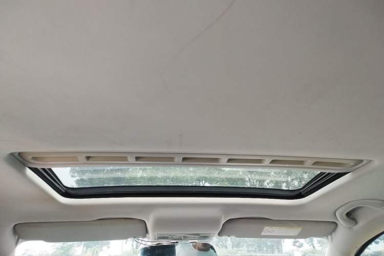 Used Volkswagen Santana 2015 1.6L Manual Comfort Edition Headliner