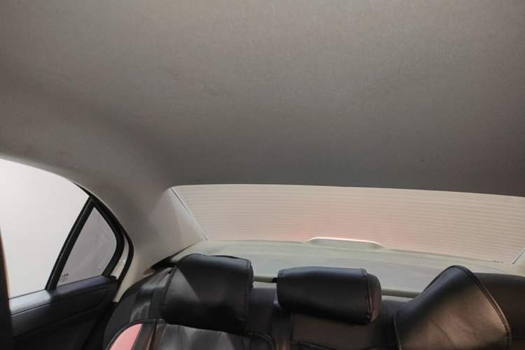 Used Volkswagen Santana 2015 1.6L Automatic Fashion Edition Headliner