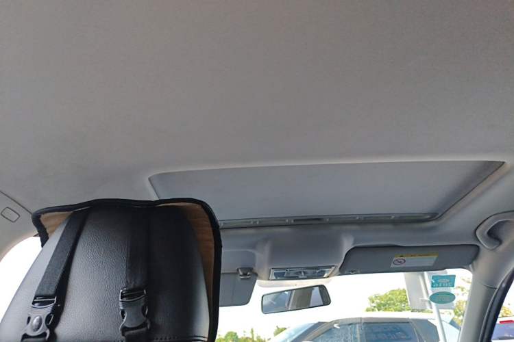 Used Volkswagen Santana 2015 1.6L Manual Fashion Edition Headliner