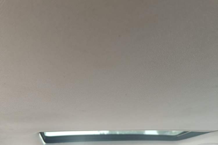 Used Volkswagen Santana 2015 1.6L Automatic Comfort Edition Headliner