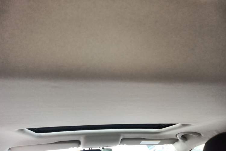 Used Volkswagen Santana 2015 1.6L Manual Comfort Edition Headliner