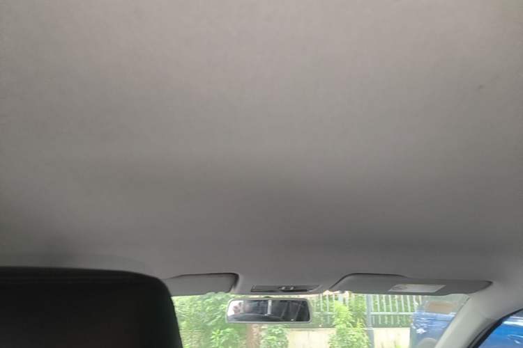 Used Volkswagen Santana 2015 1.6L Manual Fashion Edition Headliner