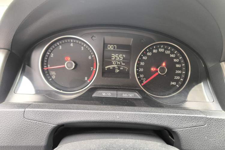 Used Volkswagen Santana 2015 Haval H9 1.6L Manual Comfort Edition Instrument Cluster