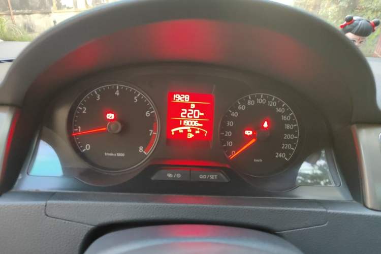 Used Volkswagen Santana 2015 1.6L Manual Comfort Edition Instrument Cluster