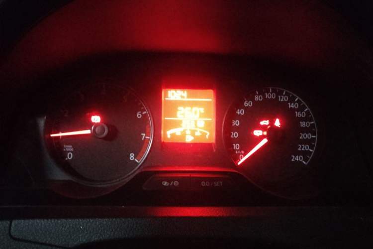 Used Volkswagen Santana 2015 1.6L Manual Fashion Edition Instrument Cluster