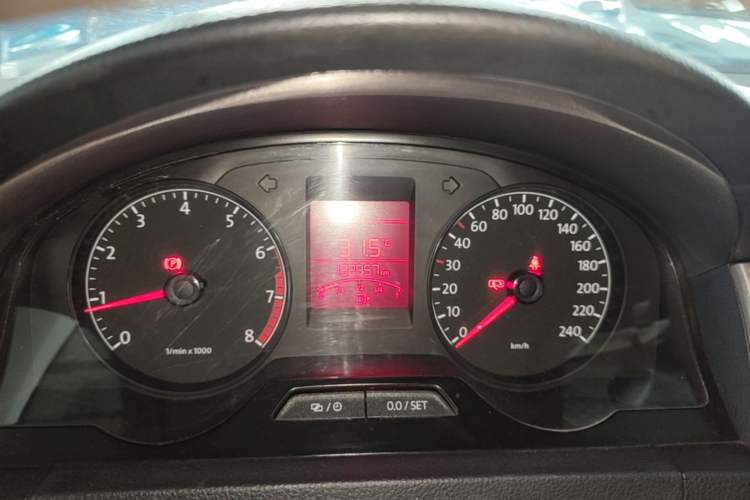 Used Volkswagen Santana 2015 1.6L Manual Comfort Edition Instrument Cluster