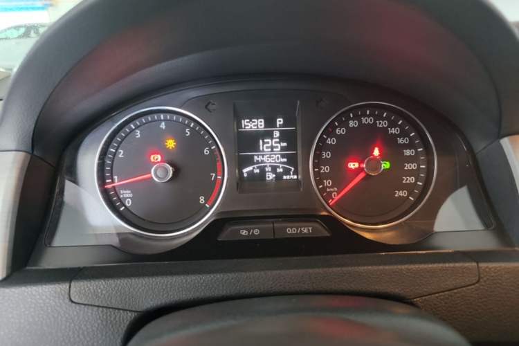 Used Volkswagen Santana 2015 Haval H6 1.6L Automatic Comfort Model Instrument Cluster