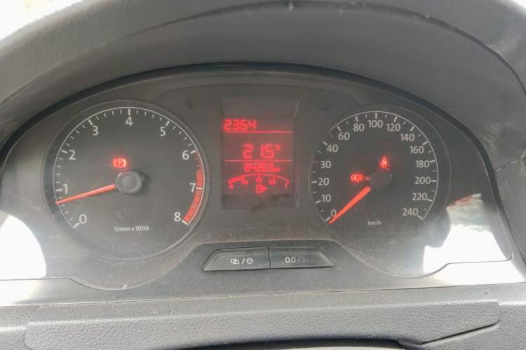Used Volkswagen Santana 2015 1.6L Manual Fashion Edition Instrument Cluster