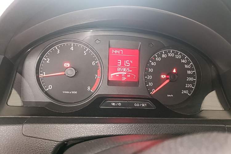 Used Volkswagen Santana 2015 1.4L Manual Fashion Edition Instrument Cluster