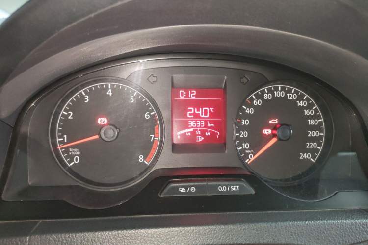 Used Volkswagen Santana 2015 1.6L Manual Comfort Edition Instrument Cluster