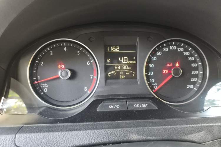 Used Volkswagen Santana 2015 Haval H9 1.6L Manual Comfort Edition Instrument Cluster