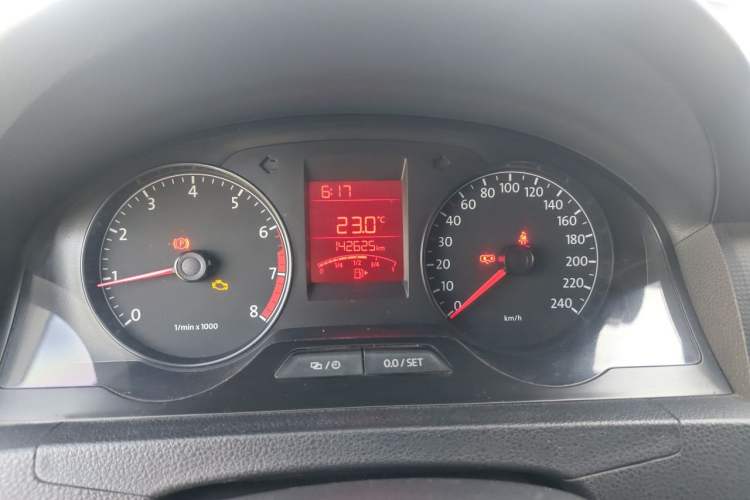 Used Volkswagen Santana 2015 1.4L Manual Fashion Edition Instrument Cluster