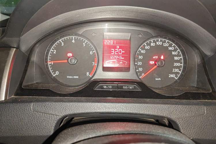 Used Volkswagen Santana 2015 1.6L Manual Comfort Edition Instrument Cluster