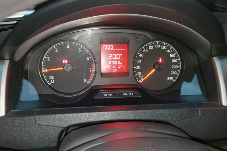 Used Volkswagen Santana 2015 HaoNa 1.6L Manual Fashion Edition Instrument Cluster