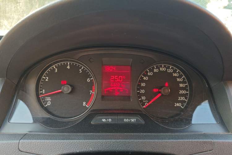 Used Volkswagen Santana 2015 1.4L Manual Fashion Edition Instrument Cluster