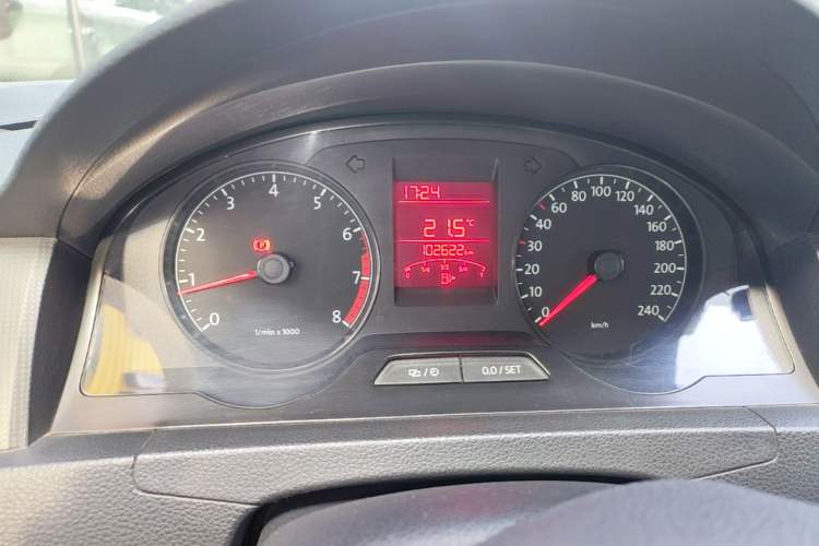 Used Volkswagen Santana 2015 1.4L Manual Fashion Edition Instrument Cluster