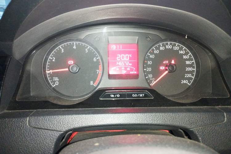 Used Volkswagen Santana 2015 1.6L Manual Fashion Edition Instrument Cluster