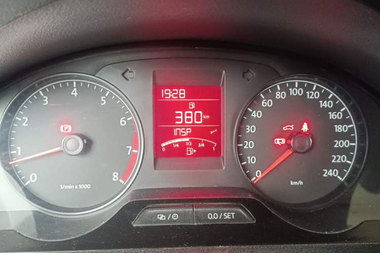 Used Volkswagen Santana 2015 1.6L Manual Comfort Edition Instrument Cluster