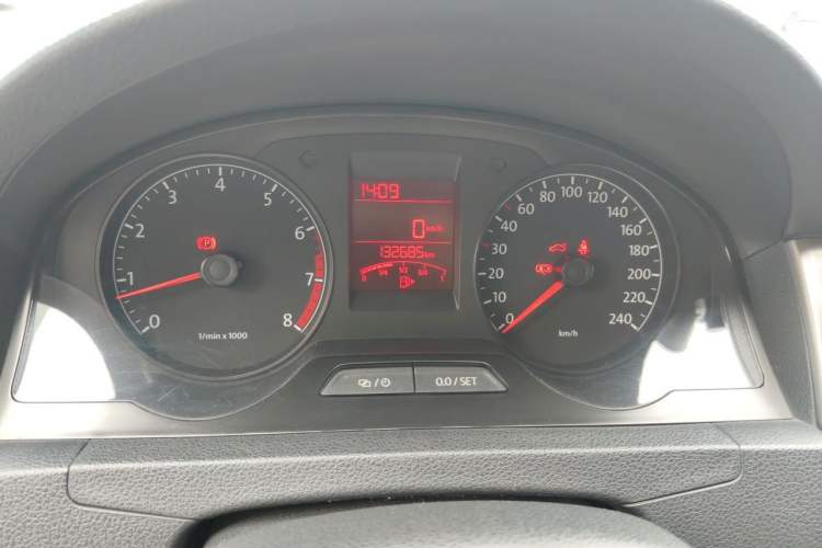 Used Volkswagen Santana 2015 1.6L Manual Comfort Edition Instrument Cluster