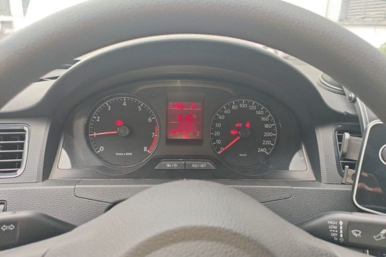Used Volkswagen Santana 2015 1.6L Automatic Fashion Edition Instrument Cluster
