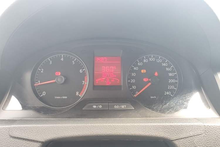 Used Volkswagen Santana 2015 1.6L Manual Fashion Edition Instrument Cluster