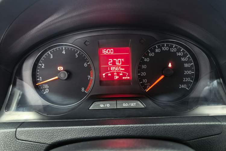 Used Volkswagen Santana 2015 1.6L Manual Fashion Edition Instrument Cluster