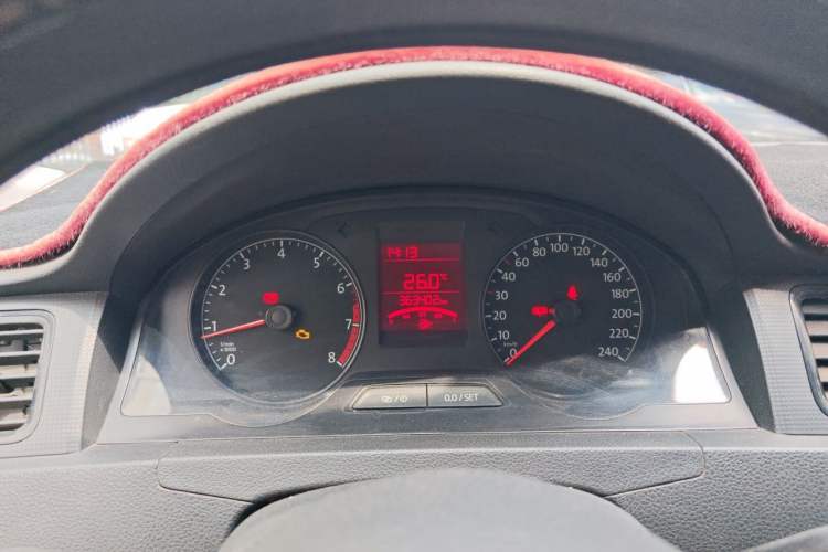 Used Volkswagen Santana 2015 1.4L Manual Fashion Edition Instrument Cluster