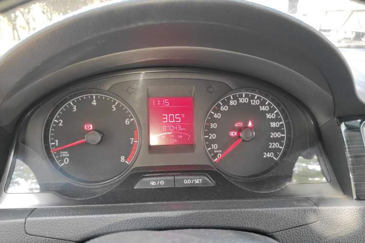 Used Volkswagen Santana 2015 1.6L Manual Fashion Edition Instrument Cluster