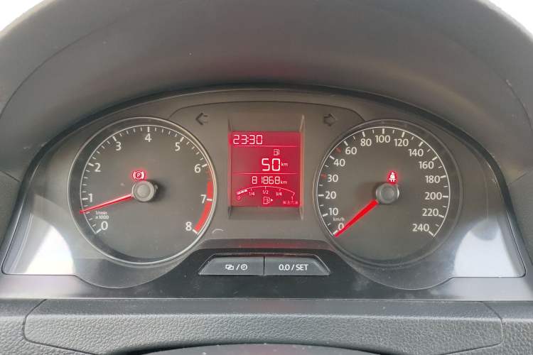 Used Volkswagen Santana 2015 1.6L Manual Comfort Edition Instrument Cluster