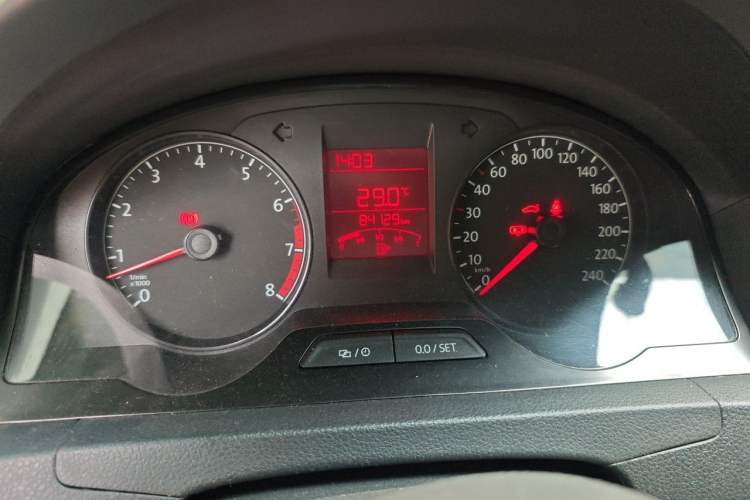 Used Volkswagen Santana 2015 1.4L Manual Fashion Edition Instrument Cluster