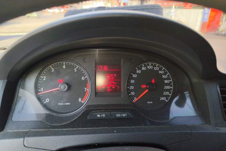 Used Volkswagen Santana 2015 1.4L Manual Fashion Edition Instrument Cluster