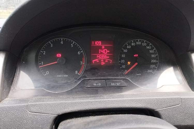 Used Volkswagen Santana 2015 1.6L Manual Comfort Edition Instrument Cluster