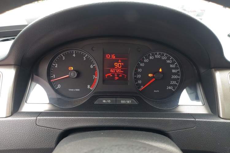 Used Volkswagen Santana 2015 1.4L Manual Comfort Edition Instrument Cluster