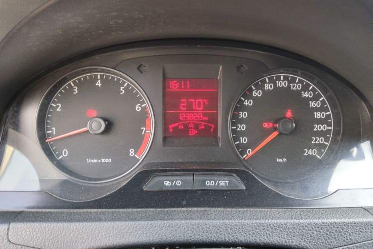 Used Volkswagen Santana 2015 1.6L Manual Fashion Edition Instrument Cluster