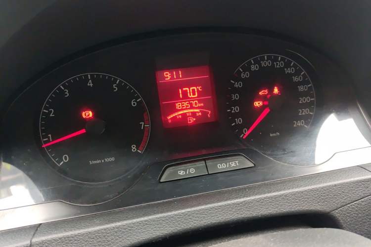 Used Volkswagen Santana 2015 1.6L Manual Fashion Edition Instrument Cluster