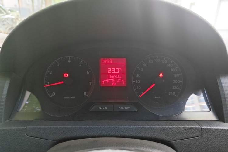 Used Volkswagen Santana 2015 1.4L Manual Fashion Edition Instrument Cluster