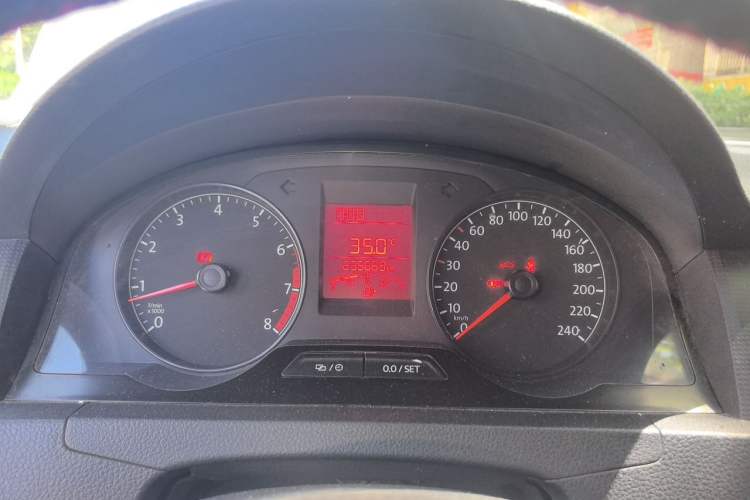 Used Volkswagen Santana 2015 1.4L Manual Fashion Edition Instrument Cluster