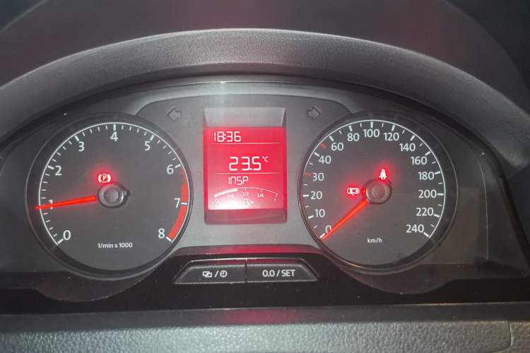 Used Volkswagen Santana 2015 1.6L Manual Fashion Edition Instrument Cluster