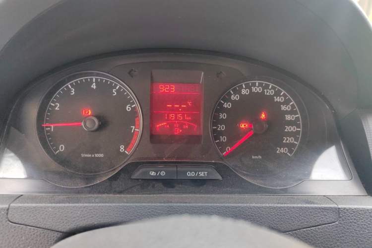 Used Volkswagen Santana 2015 1.6L Manual Fashion Edition Instrument Cluster