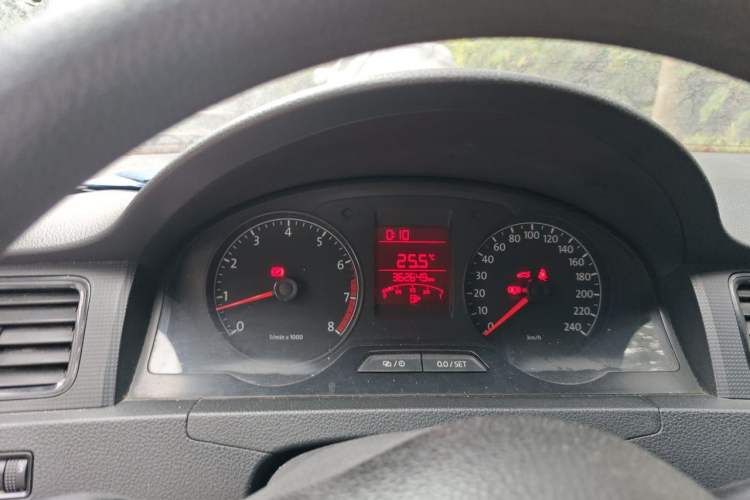 Used Volkswagen Santana 2015 1.6L Manual Fashion Edition Instrument Cluster