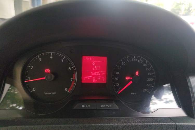 Used Volkswagen Santana 2015 1.6L Manual Fashion Edition Instrument Cluster